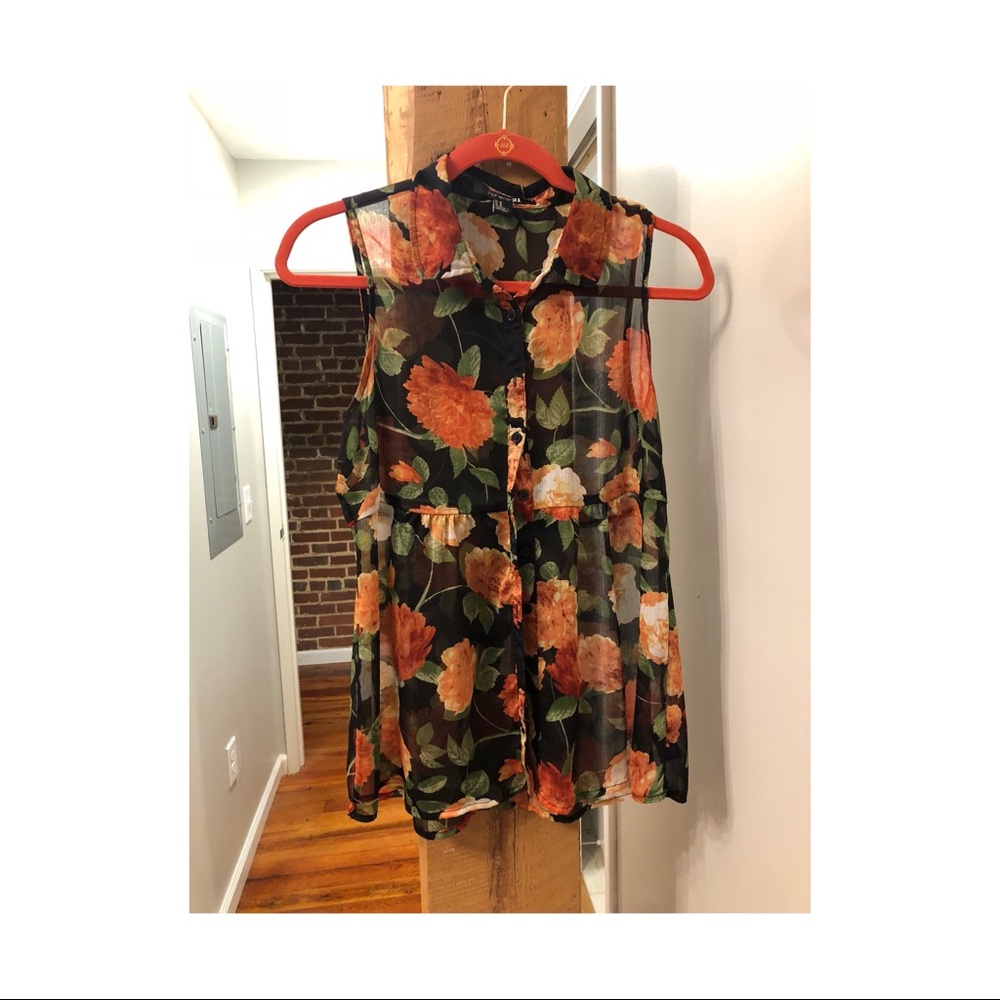 Sleeveless Button Up
